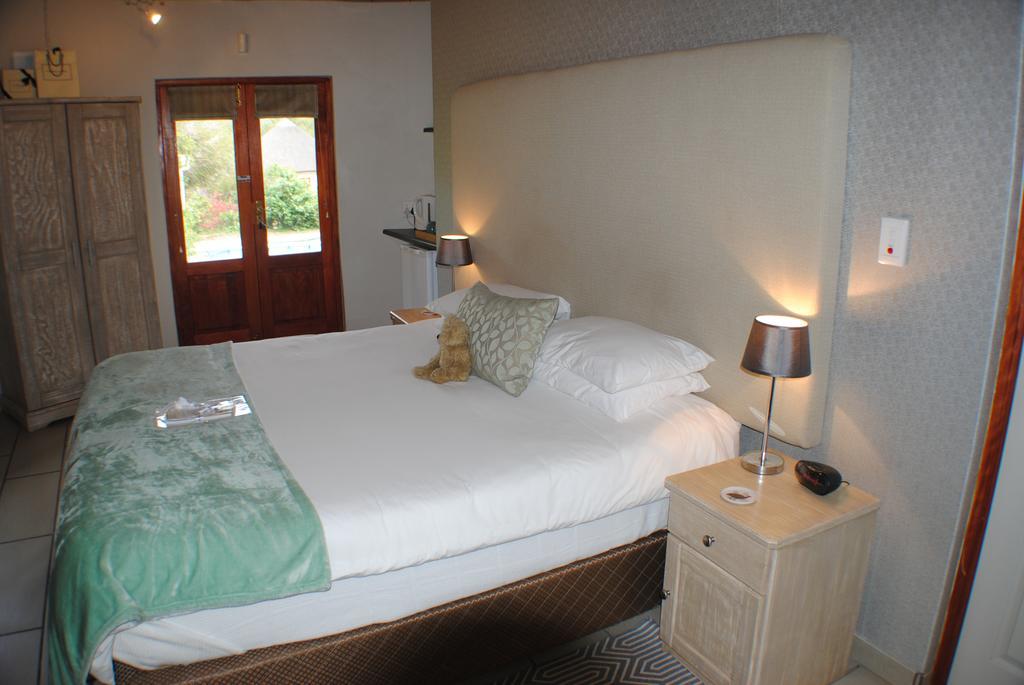 Roundhouse Guesthouse 弗朗斯胡克 外观 照片